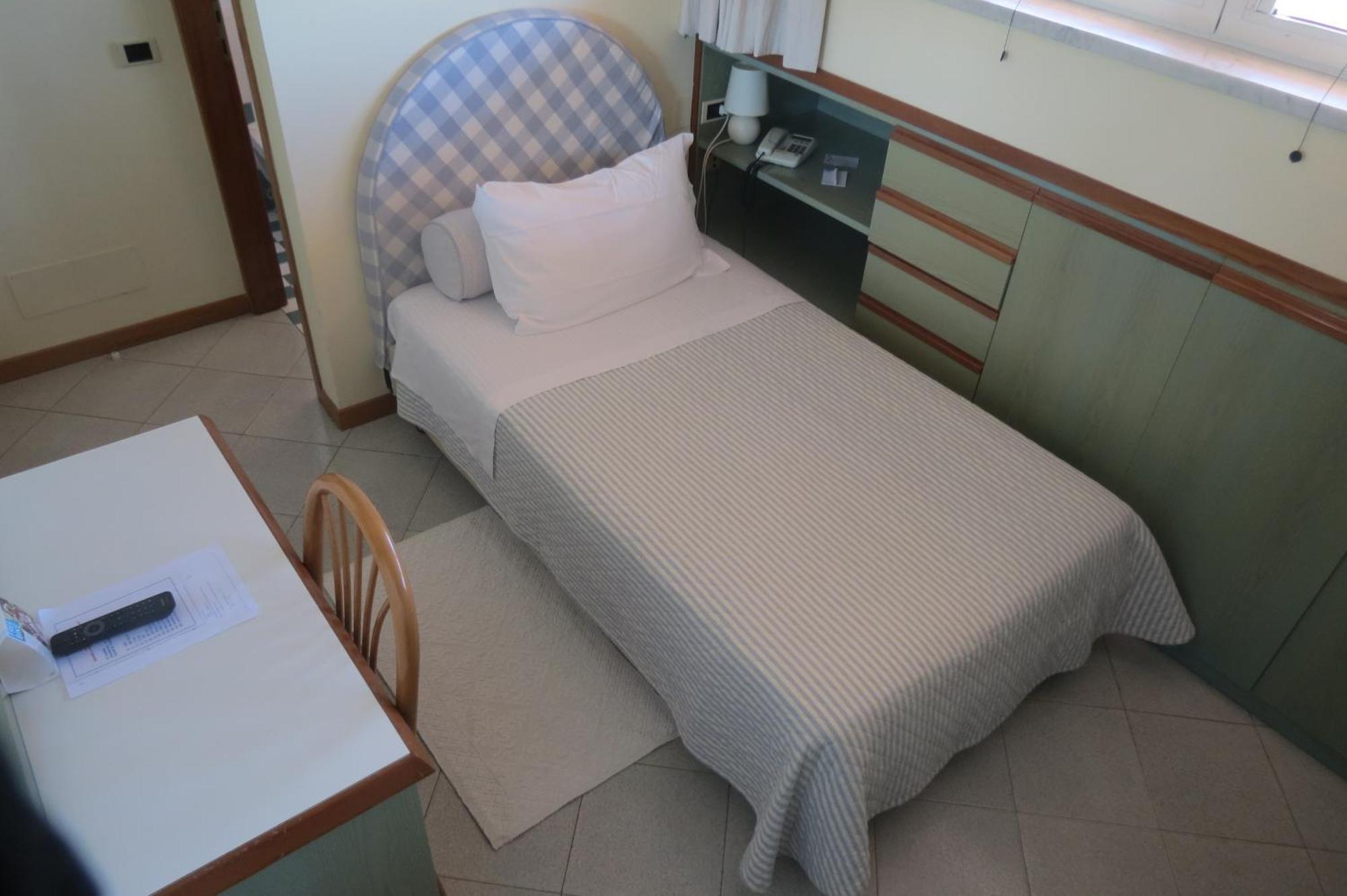 Hotel Eden チンカレ エクステリア 写真